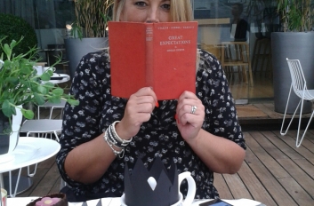 Read a Book Ball